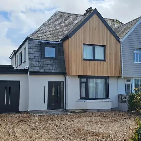 Luxury Near Fistral New Quay